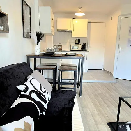 L'Atelier-T2 Proche Du Centre-Wifi-Parking Apartment Lourdes Exterior photo